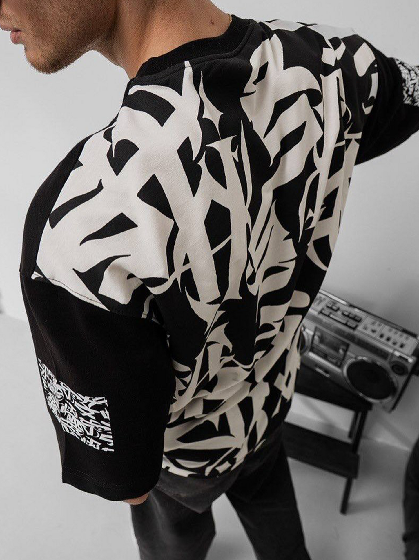Urban Calligraphy Tee (minor)