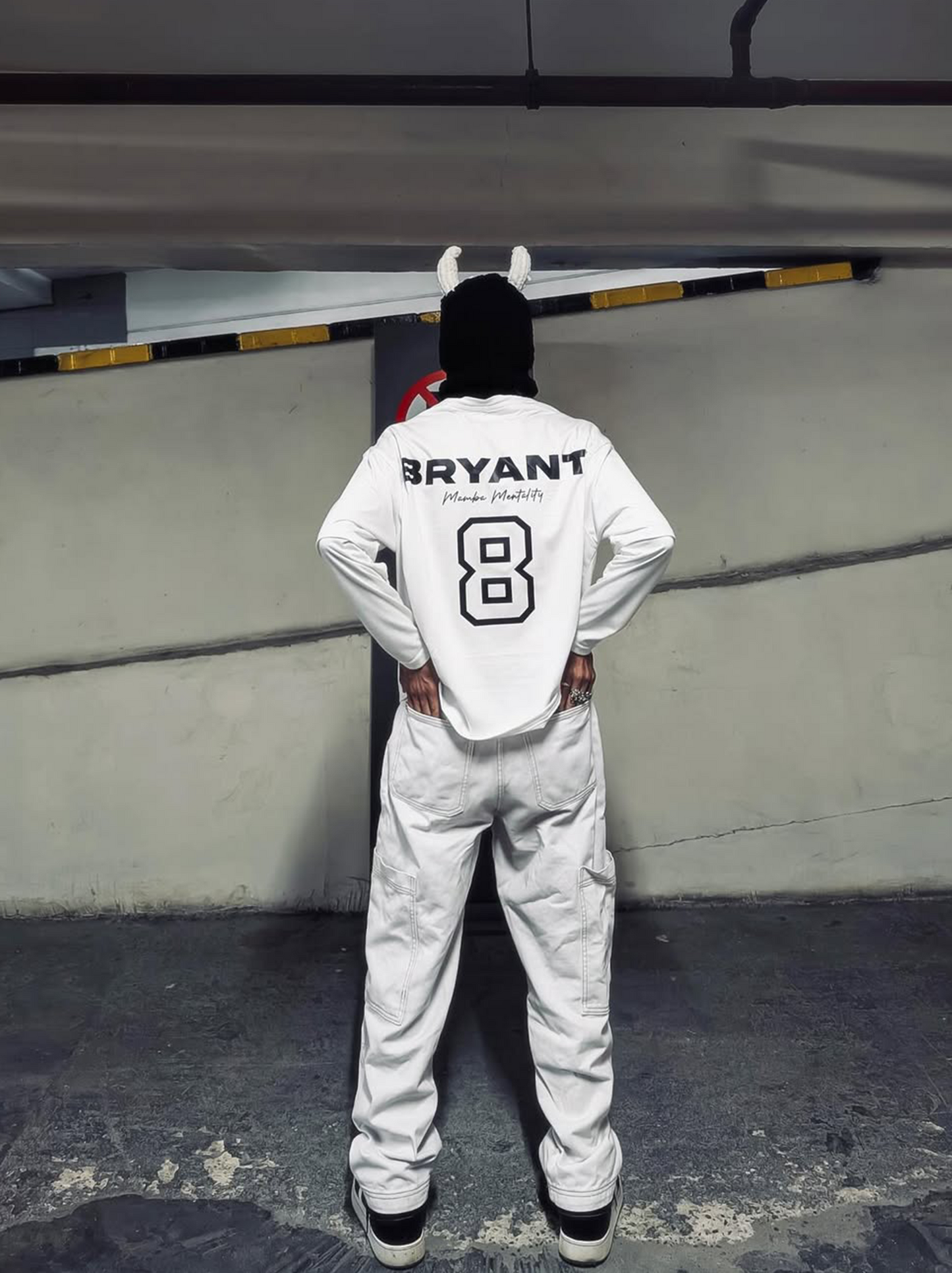 KOBE BRYANT (MAMBA MENTALITY) TEE